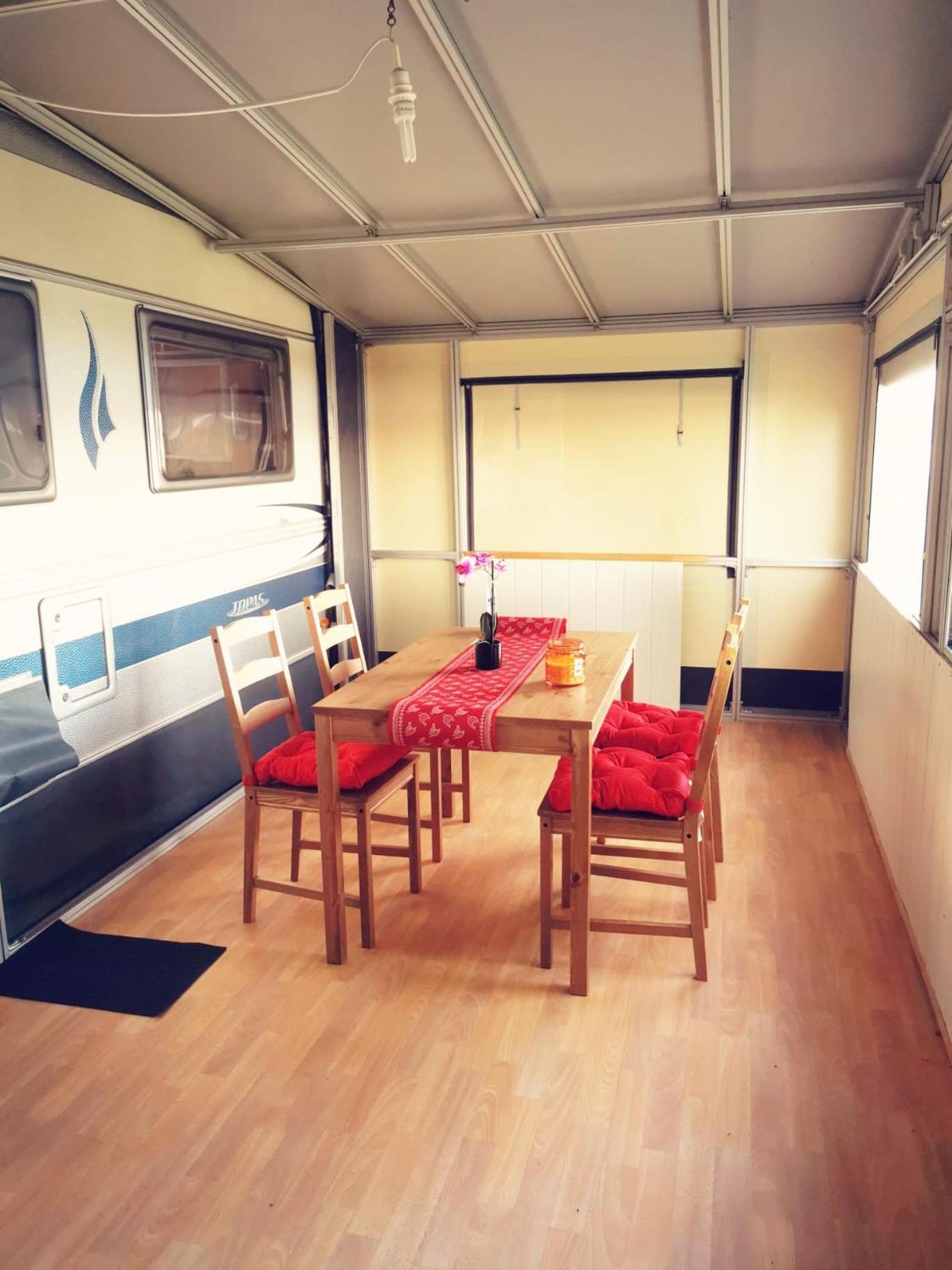 La Bordu Hotel Grandson ภายนอก รูปภาพ